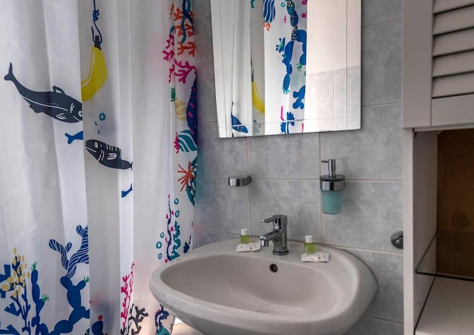 Gorgeous Flat Right Near The City Center Budapest Extérieur photo