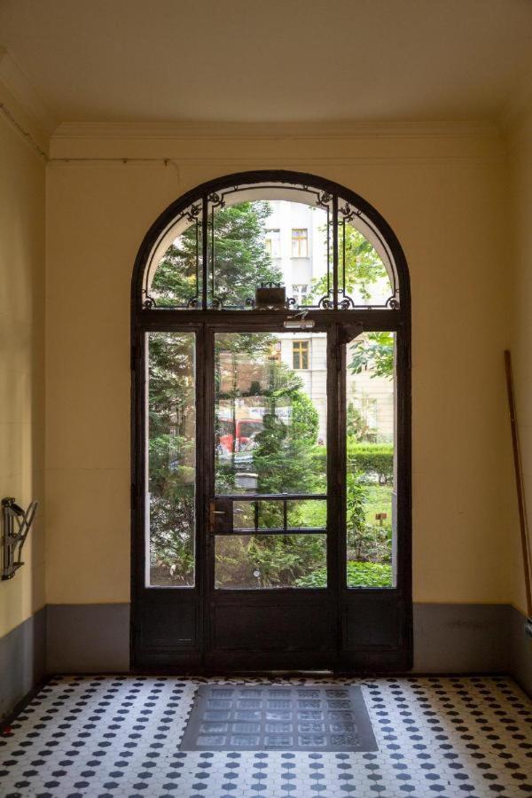 Gorgeous Flat Right Near The City Center Budapest Extérieur photo