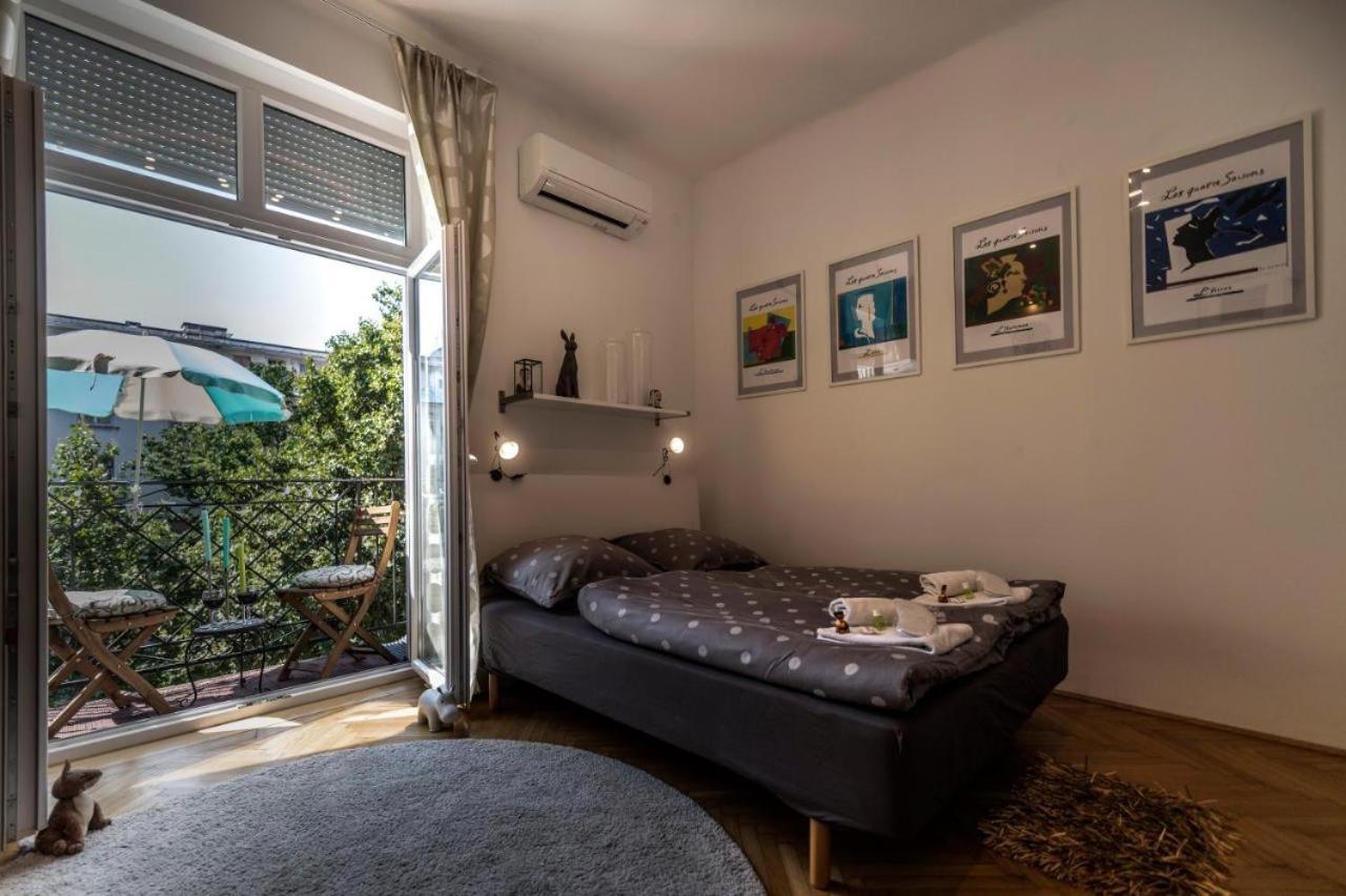 Gorgeous Flat Right Near The City Center Budapest Extérieur photo